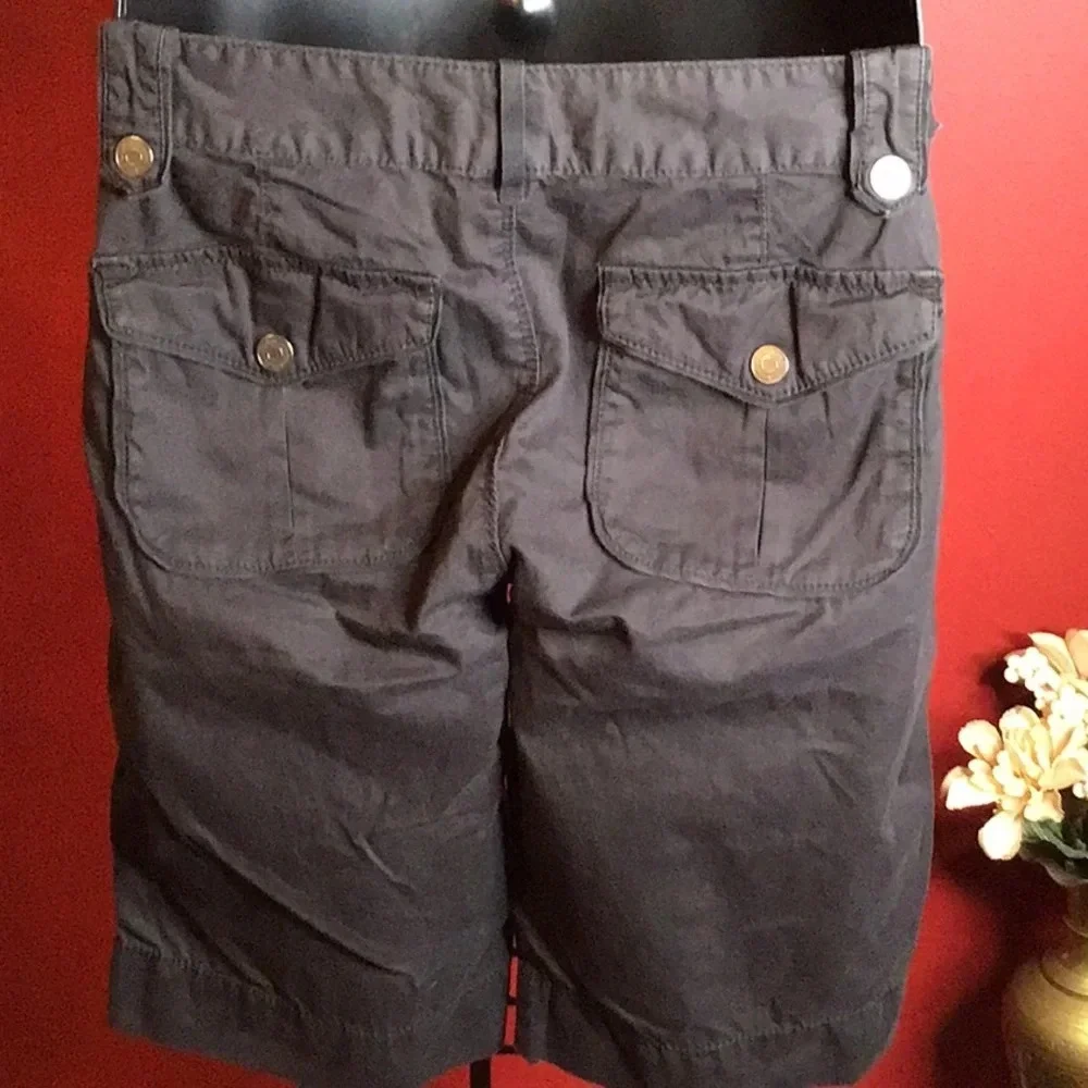 CALVIN KLEIN JEANS SHORTS SIZE 6